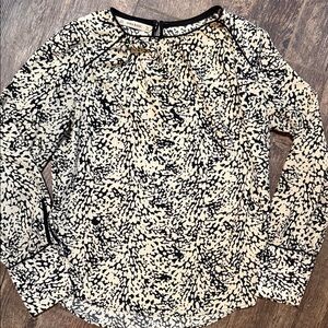 Zara Women's Black and White Patterned Blouse